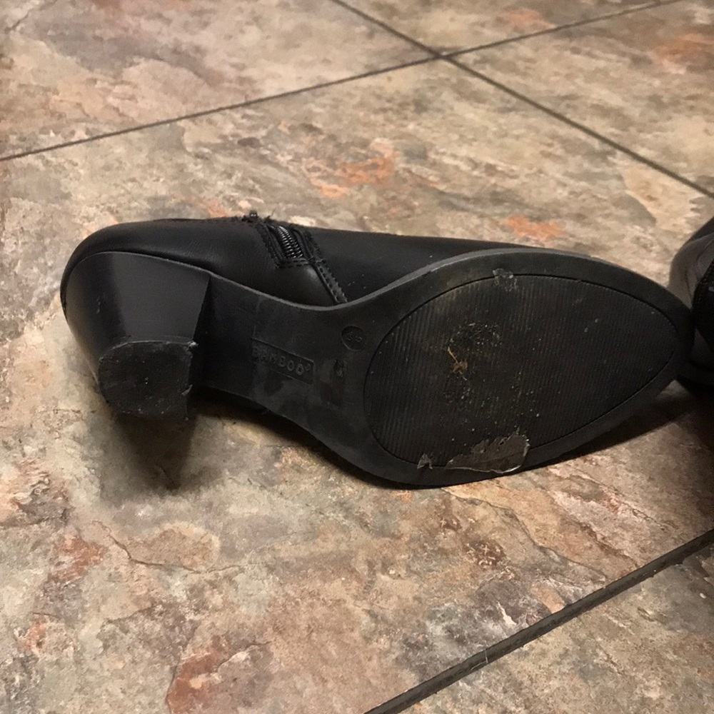 Ladies black booties with heel - Picture 5 of 5